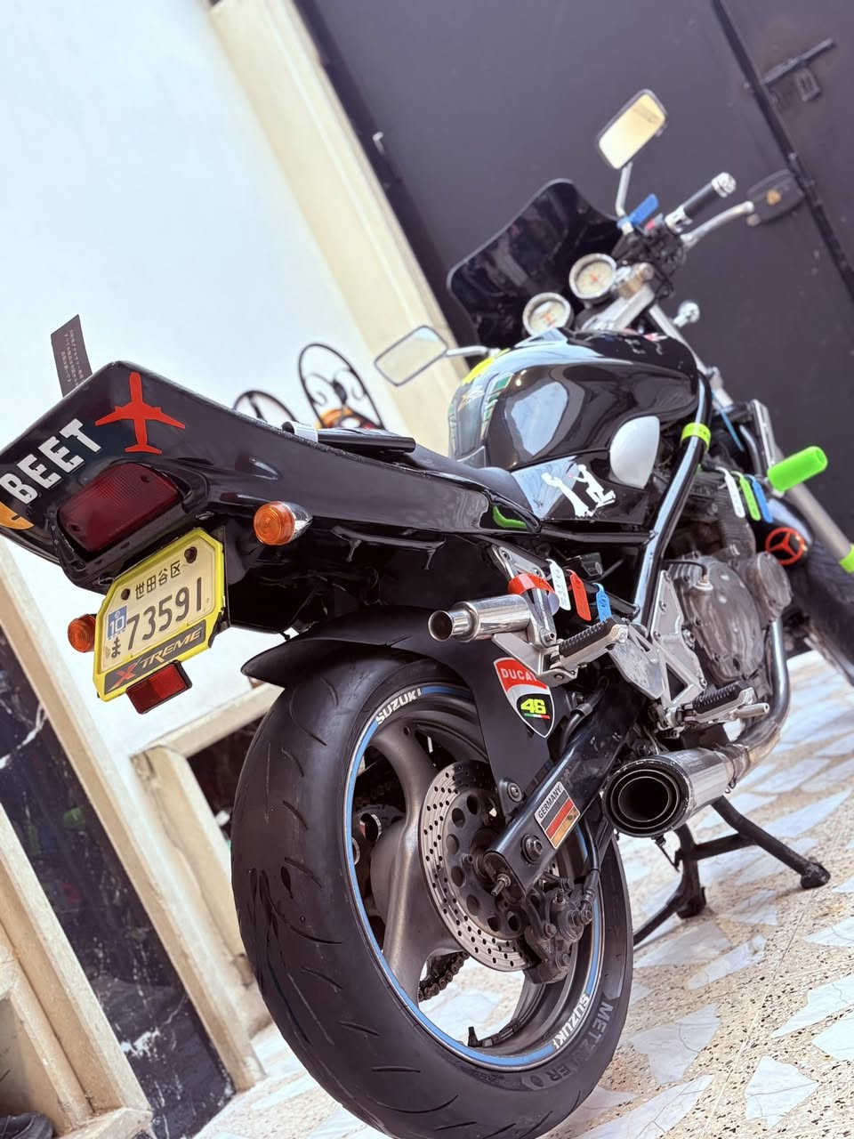 ‏سلام عليكم مطور بطح بانده ربع البيع محرك مامفتومطور متروك وكلو شغل بس بتري تعبان البقي كدام العين سعر مليون و ١٠٠ بي مجال33053 075171  (***********
