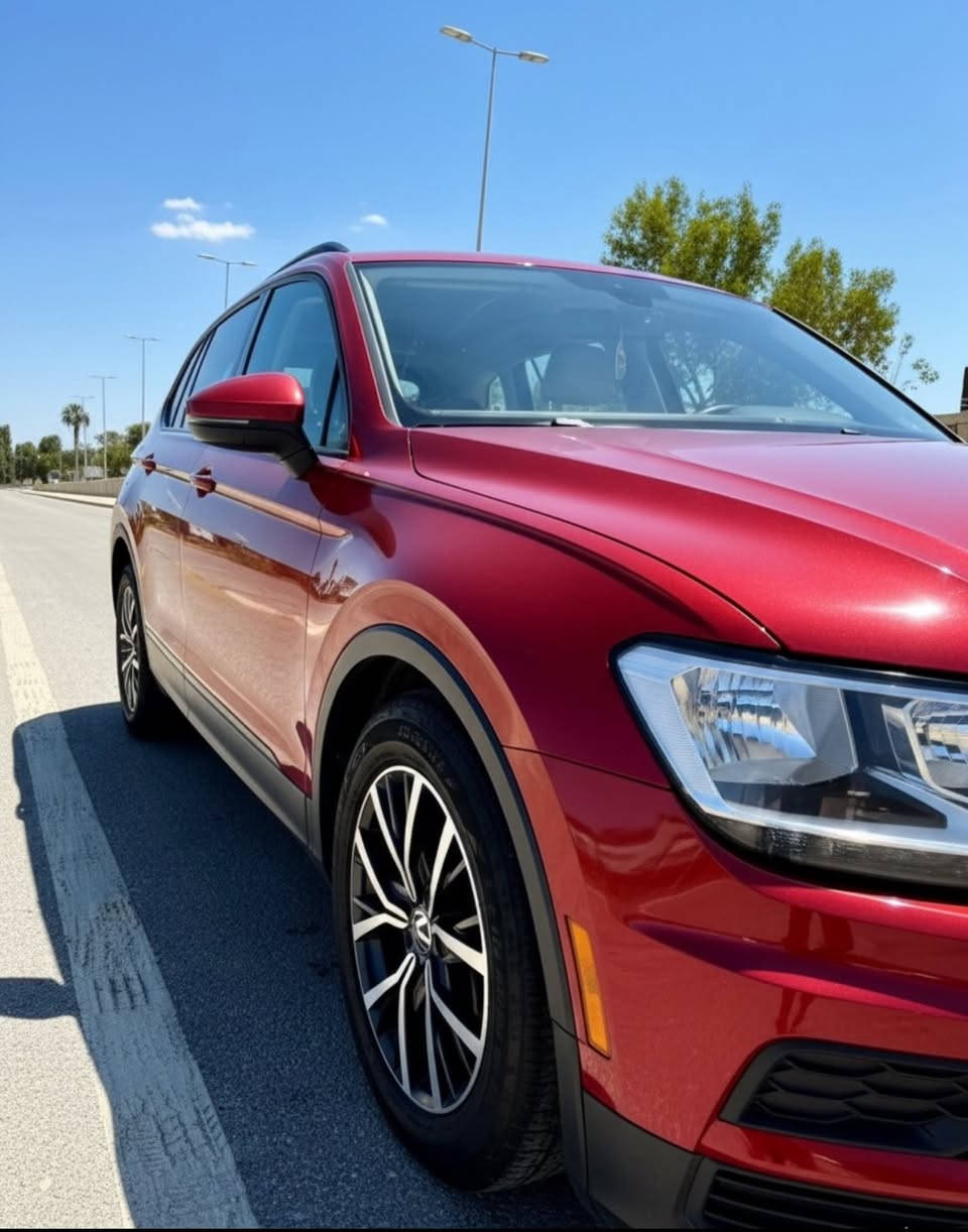 فولكس فاغن تيك وان امريكي 2019 مواصفات se للبيع او المراوس
سيارة جديده جاهزه من كلشي حداديه صدر خلفي امامي جديد وكاله 

 صيانة  منظومه الوقود وفحص كامل السياره جاهزه من كلشي ما بيه اي نقص . 

مواصفات السياره ..

بصمه + بانوراما 

كشنات جلد ابيض + كشن السائق كهربائي + تدفئة في الكشنات 

شاشة اعطال + شاشه وسطيه تدعم الكار بلي 

ماوس انظمه قياده متعدده 

تبريد قطعتين + تبريد خلفي 

رادارات 360 درجه ( امامي -خلفي -جانبي )

نظام قياده الي + توقف ذاتي

كامره خلفيه دواره 

هيتر في المرايه الجانبيه 

محرك 2000 تيربو ( المرغوب ) 

وبعد بيها عدة مواصفات + وسائل امان 

سيارة جاهزه ونظيفة خير من الله مابيها دينار مصرف

حادث السياره خلفي ..

جزء من الباب الي خلف السائق وجزء من الجاملغ تصليح فقط 

بجم كبس . ايرباك البردة طاك  

للتواصل واتساب او اتصال على هذا الرقم ***********

سعرها 150 وبي مجال
