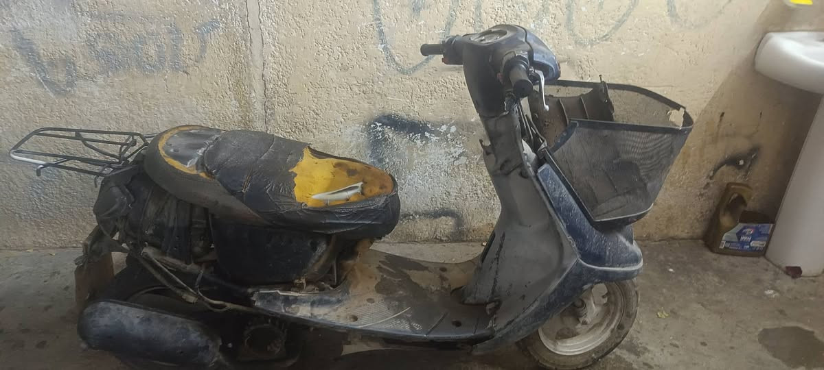 للبيع المنغولي طلع بيها صوت وبقت ع وضعها شغاله
البطه طافيه ماعرف شنو بيها قيم واخذ مكاني كربلاء حس النصر ***********
