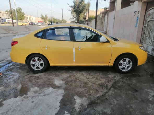 السلام عليكم 
الانتر كوري 2008 للبيع محرك16 رقم بغداد بسمي شرط التحويل  كير ومحرك واطخم وتايرات جديد ضررها بيها معجون بل سقف السعر 87 وبيها مجال موصل الايمن اتصال علا رقم 
***********
