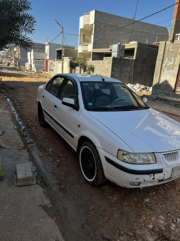 اسلام عليكم سمند 2011 بيه صبغ جاملغ وبنيد بدون دواخل والبنيد بس اكلير كير فرنسي مكينه خير من الله تبريد شغال السياره بدون اخياس السعر 40 وبيه مجال ***********
