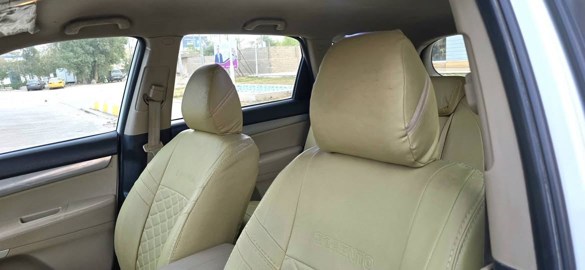 کیا سورنتو 2011بێ بۆیاخ ،گێڕو مەکینە نەکراوەتەوە ، سەیارەکە ماشاللە زۆر پاکە و یەک دەستە 153 هەزار حقیقی ڕۆشتوە ، 7نەفەریە ، چوار پستۆن ،تەبرید مەرکەزی و سێ بەشە .. دوو سویچی شەریکەی لە گەڵە ، بە شەرتی گێرو مەکینە و تحویل و غەرامە 
*********** /کەلار 

بدون صبخ بدون ، گیر و محرک بلادی ما مفتوح ، ماشیە 153 حقیقی ، 7راکب ،اربع سلندر
سنویە و رقم جدید 2029، تبرید تدفئە ، تبرید ثلاث قطعە و مرکزی .....بشرط 
*********** /کلار كالار, السليمانية
