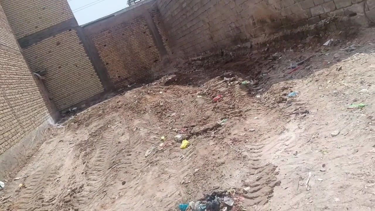 سلام عليكم ورحمه الله وبركاته قطعه 100متر ماي مجاري كهرباء القطعه تصبح بيت حسينيه القطعه كربلاء بوبيات وره اسواق برتقاله تبعد عن الامام كيلو ونص القطعه مالتي مو دلال قرار محكمه سند 25القطعه40وهم بل اقصاد ابيع مستعجل بضهر شارع العام بس مقدمه 30مليون وتتحمل القطعه ***********انتصل وتساب
