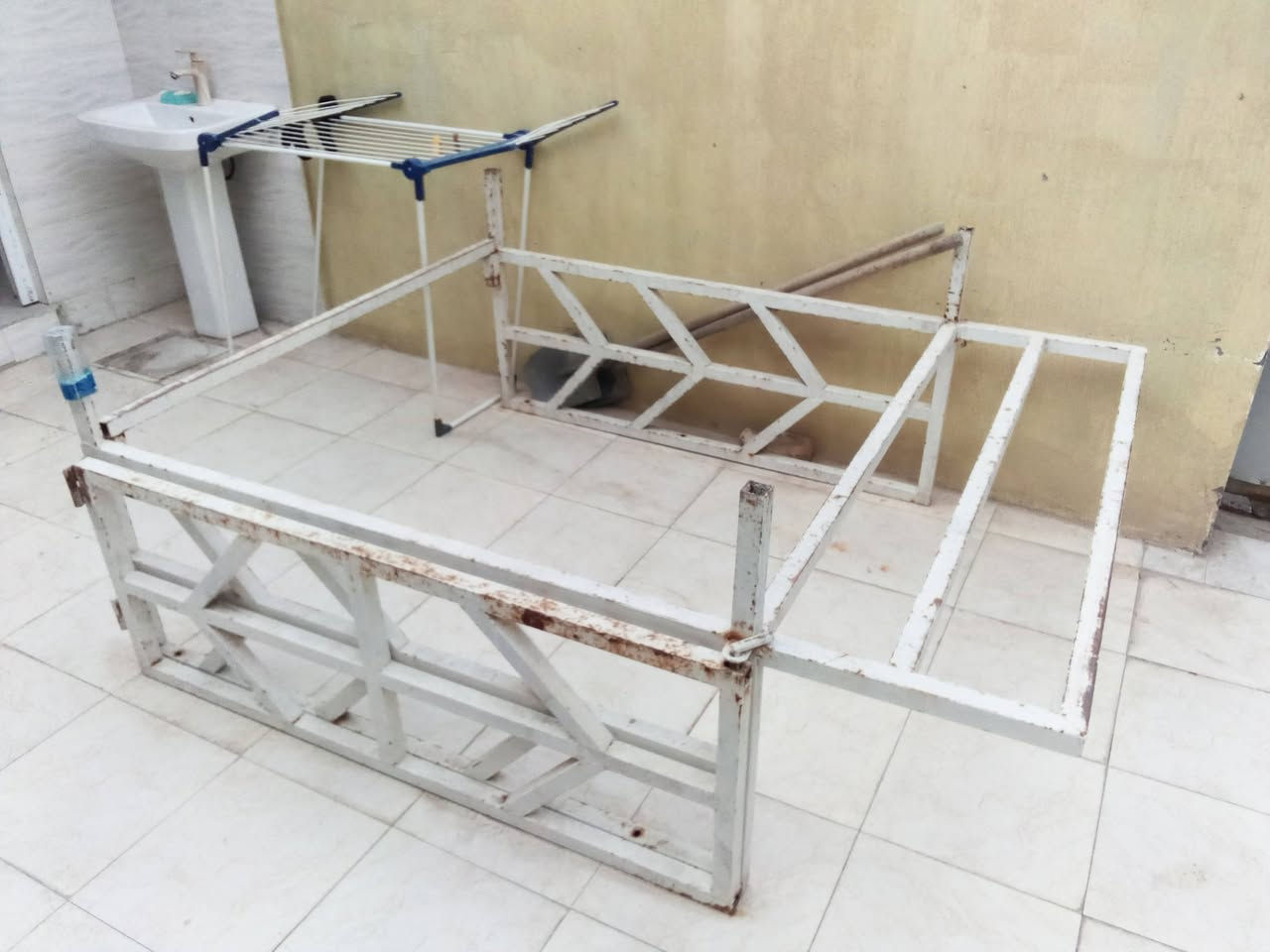 محجر بيكم شبوط نيسان للبيع
***********
البصرة
