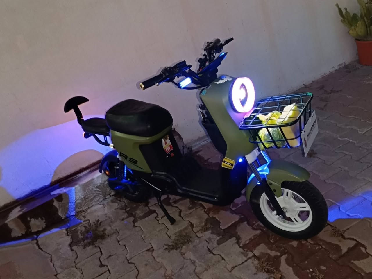 R9 موديل 2025
5 بطاريات جديد 💎

عنوان كركوك شوراو 

***********📞

سعر (450) بيها مجال
