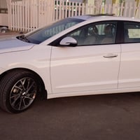 النترا ٢٠ • خليجي • فتحة سقف