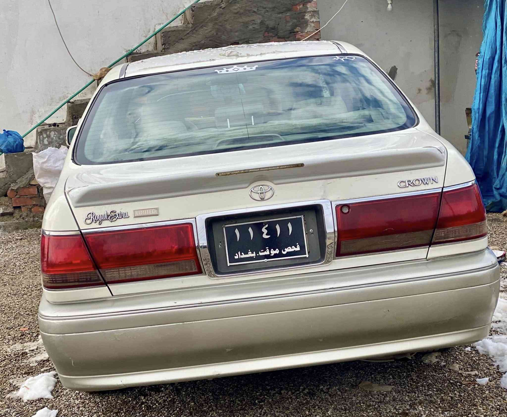 تـیتا کراون مەلیکە مۆدێل 2003
دیــفۆڕی بچــوک 
2دووگمەی پــەردە 
داشــبوڵ نەجەف 
دواکریستاڵ. 
پێــش عادی 
ڕەنگی مـــۆزی 
بێــچاڵو شوخت 
 سەخفی زۆرجوان 
  سعـر 36گەڵاو کەمێک مەجەل 
شوێن سلێمانی 
***********  WhatsApp. Vibar
