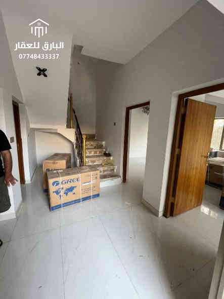 🔱 دار مميز ( ركن ) للإيجار 🔱

الموقع📍 : الكرادة داخل - قرب كنيسة النجاة

📏 المساحة : 100 م
                                 
⭕ المحتويات : مكون من طابقين :
الطابق الأول : صالة كبيرة - غرفة نوم - مطبخ - دورة مياه - ( الدار بنظام المدخلين )
الطابق الثاني : غرف نوم عدد 4

🔴 المطبخ يحتوي على كاونتر + سبالت

⭕ ( الدفع بمقدمة لا تقل عن ٣ أشهر )

🔶 ( للعوائل - الشركات - المغتربين ) 
                            
⭕ الإيجار الشهري : عند الإتصال او حضورياً 📞

***********
*********** 
يوجد لدينا واتساب 📞

🟩 نستقبل جميع العروض و الطلبات العقارية 🟩

عنوان المكتب 📍: بغداد - الكرادة داخل - قرب مطعم الصبايا - فرع مدرسة لبنان

ملاحظة : موقع المكتب مثبّت على تطبيقات الخرائط ( Google maps , Waze )

#البارق_للعقار

#بغداد بغداد
