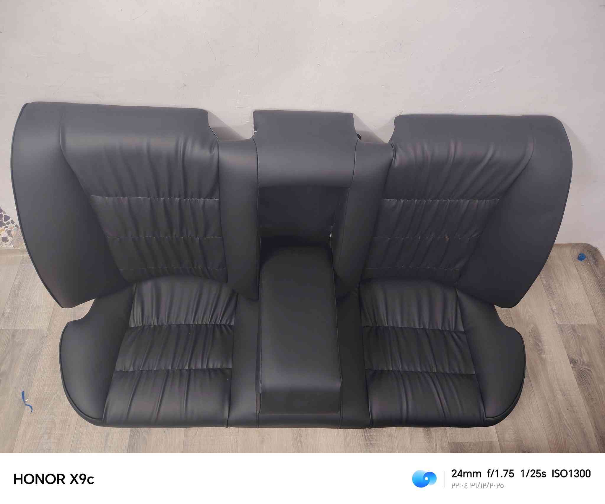 ياالله السلام عليكم سنة خير عليكم انشاءالله للبيع كشناتBMW500
بدي قديم جلد وعمل درجة أولى السعر 400 الف بغداد الحرية ***********
