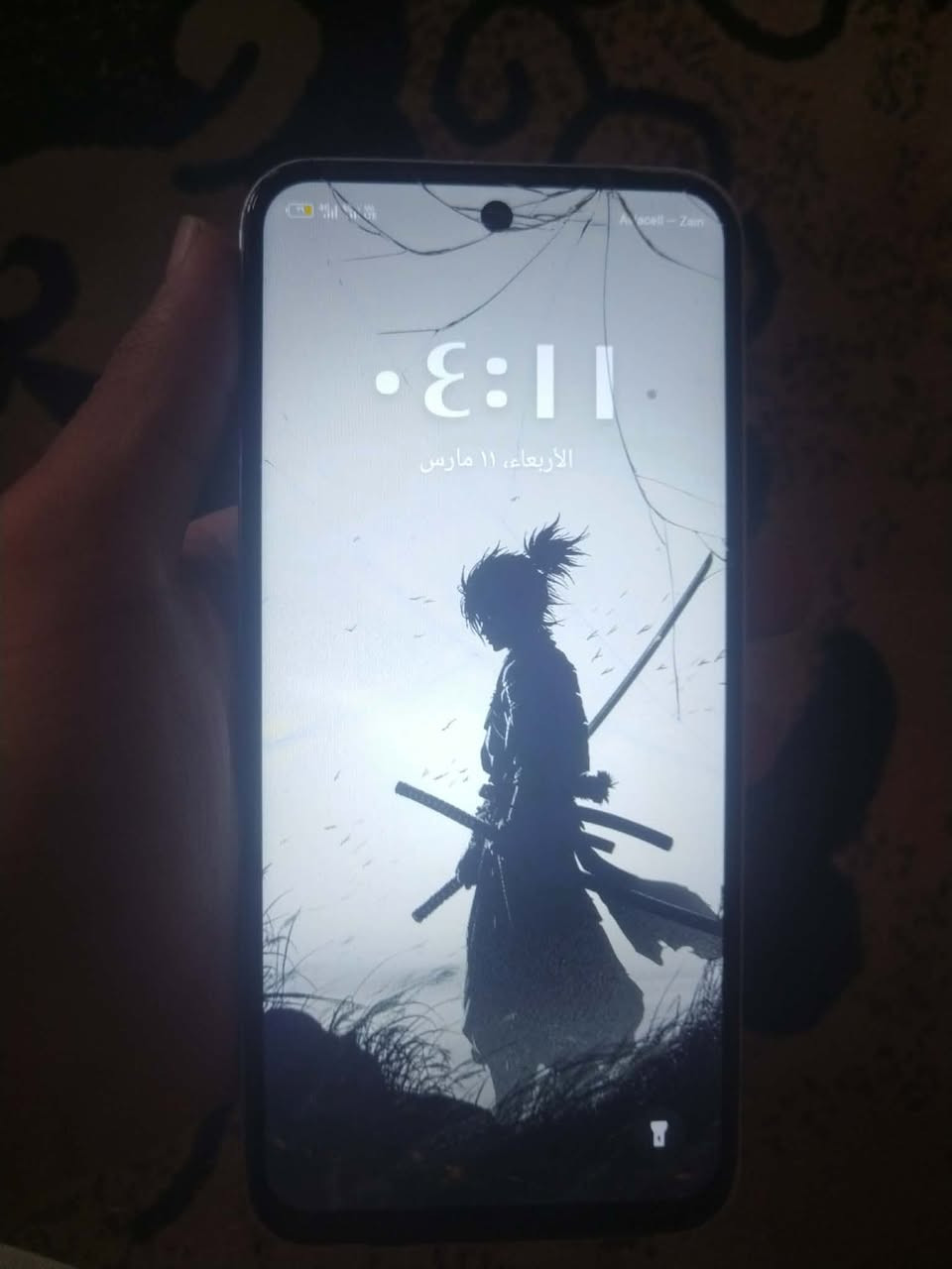 تكنو سبارك 30C جهاز مابدل بي اي قطعه ذاكرة 256 عشوائيه 4+4 يعني 8 الشاشه بيه كسر بس تشتغل طبيعي 40 فريم ببجي السعر 90 وبي مجال لطيبين 👍🏻 ***********
