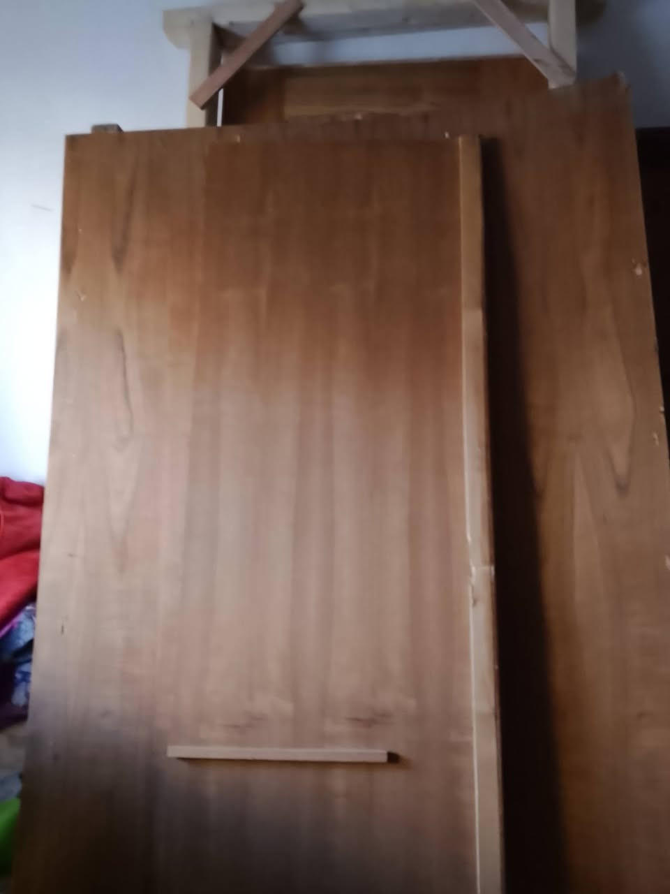 سلام عليكم غرفه نوم ام الخمسه بيبان بدون ملحق  صاج عراقي مفصخه نضيفه من الصدعه  والضربه الاعنوان حي اور  لاتصال ***********
