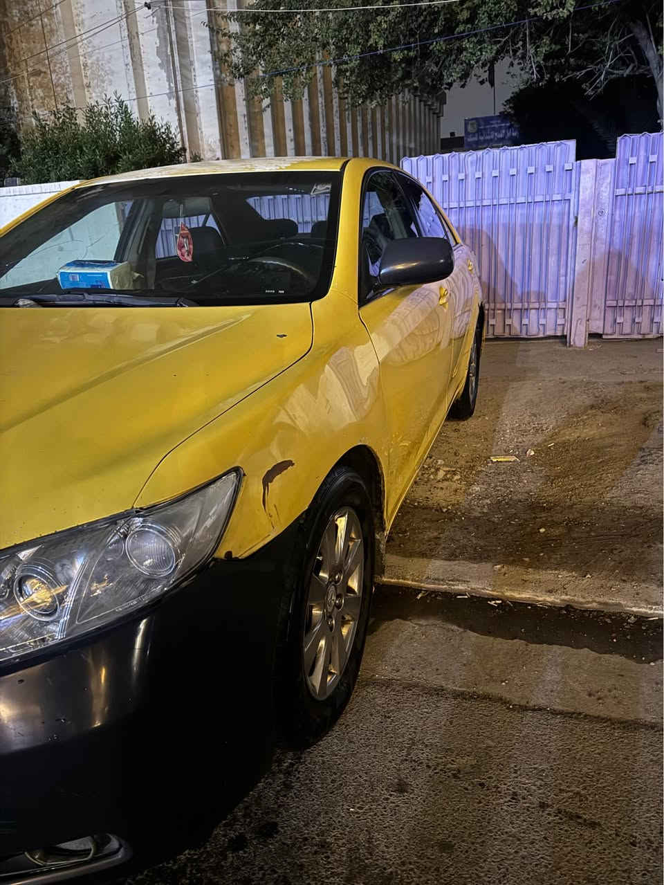 السلام عليكم تويوتا كامري  موديل 2007 (الشكل المقدس) رقم نجف

محرك گير جديدات 

شاصي لغد مكفول 

تخم تاير جديد 

ويل كب (نيكل) 

بيها قبق الجنطة الجاملغ الخلفي الايمن حادثها

منضومة غاز جديدة 

المواصفات  

شاشه تاب 

كامره

دوشمه وداخل  وتنته جديد

كرسي السايق كهرباء 

تحكم ستيرن جهتين 

لايت زنون

السعر 65 ومجال بسيط

هـ *********** بغداد, العراق
