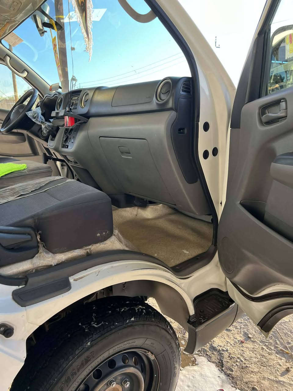 السلام عليكم
نيسان 2022 كفاله عامه عده بارد بسيط 
مكينه كير اكسن كفاله عامه السياره جديدة بمعنى الكلمه 
ماشيه  170 حقيقي رقم اربيل تحويل مباشر مصفرة غرامات هيءه ومرور 
***********
