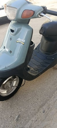 أبريو • مكينة تخبل • كهربائيات