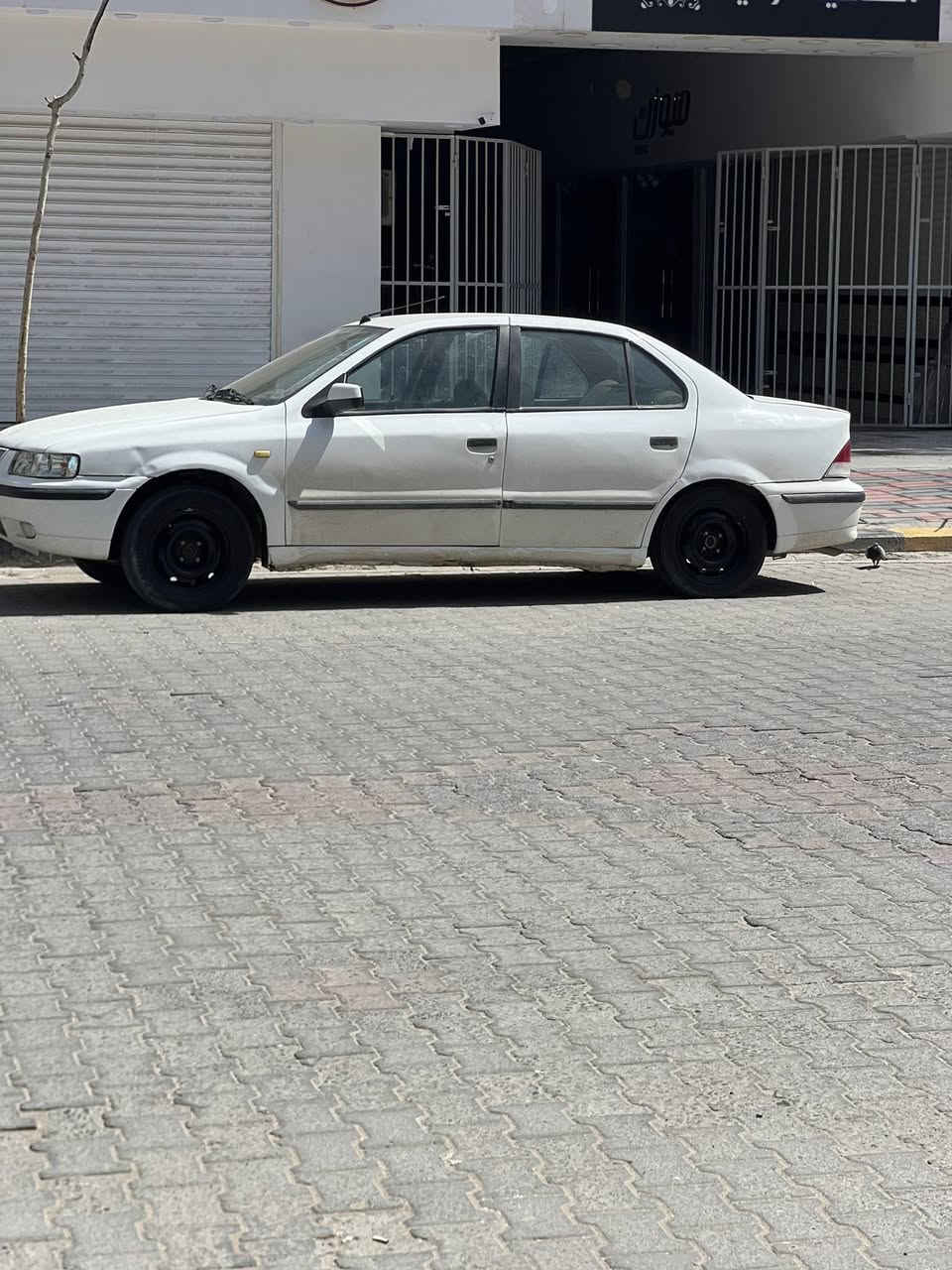 سلام عليكم سمند 2012للبيع سياره مكينه وكير كفاله بس بيه نص حزام صبغ جماليه  سياره رقم نكليزي سنويه لل28 سياره ابسمي مكان نجف سعره 35اوبيه مجال *********** بي واتساب
