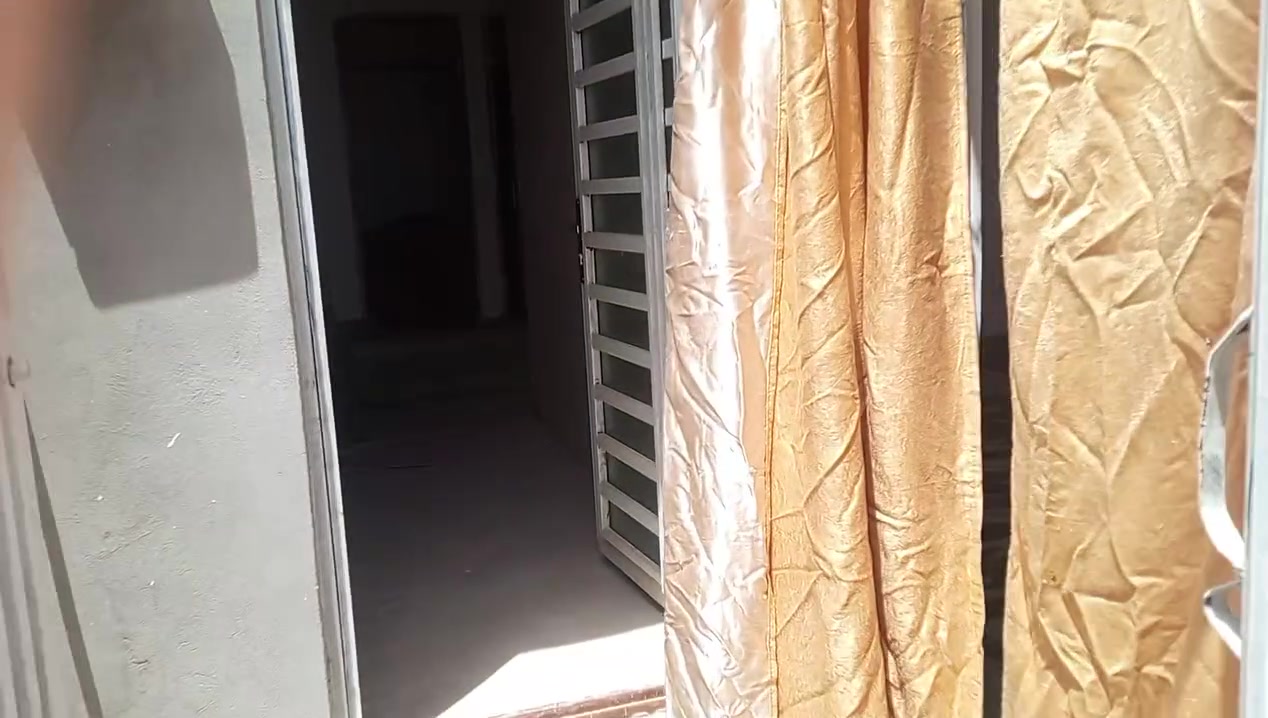 بيت البيع مساحه ميت متر100اساس صب بنيان بلاك وسكف صب مسلح بيت عايز ستفسار ***********
