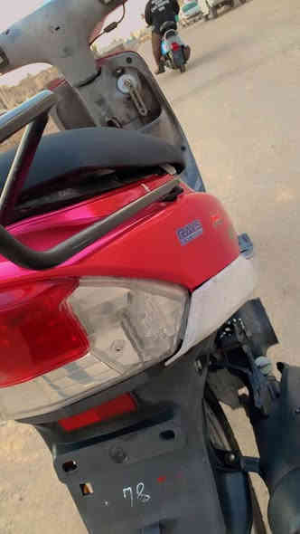 السلام عليكم :

ماكس منغولي سرعة 120 ياباني
لون وردي مميز الدراجة كفالة عامة
بشهر السادس نازلة رمبة شرط تجيب وياك
فيتر وتجي تفحص ترايك وين ماتريد
اوراق كاملة اصولية
الدراجة علا وضع البلاد اي نقص 
واي شي ممبدل منها كفالة عامة 100/100

السعر 650 الف 
مكاني شارع فلسطين
هذا رقمي *********** بغداد
