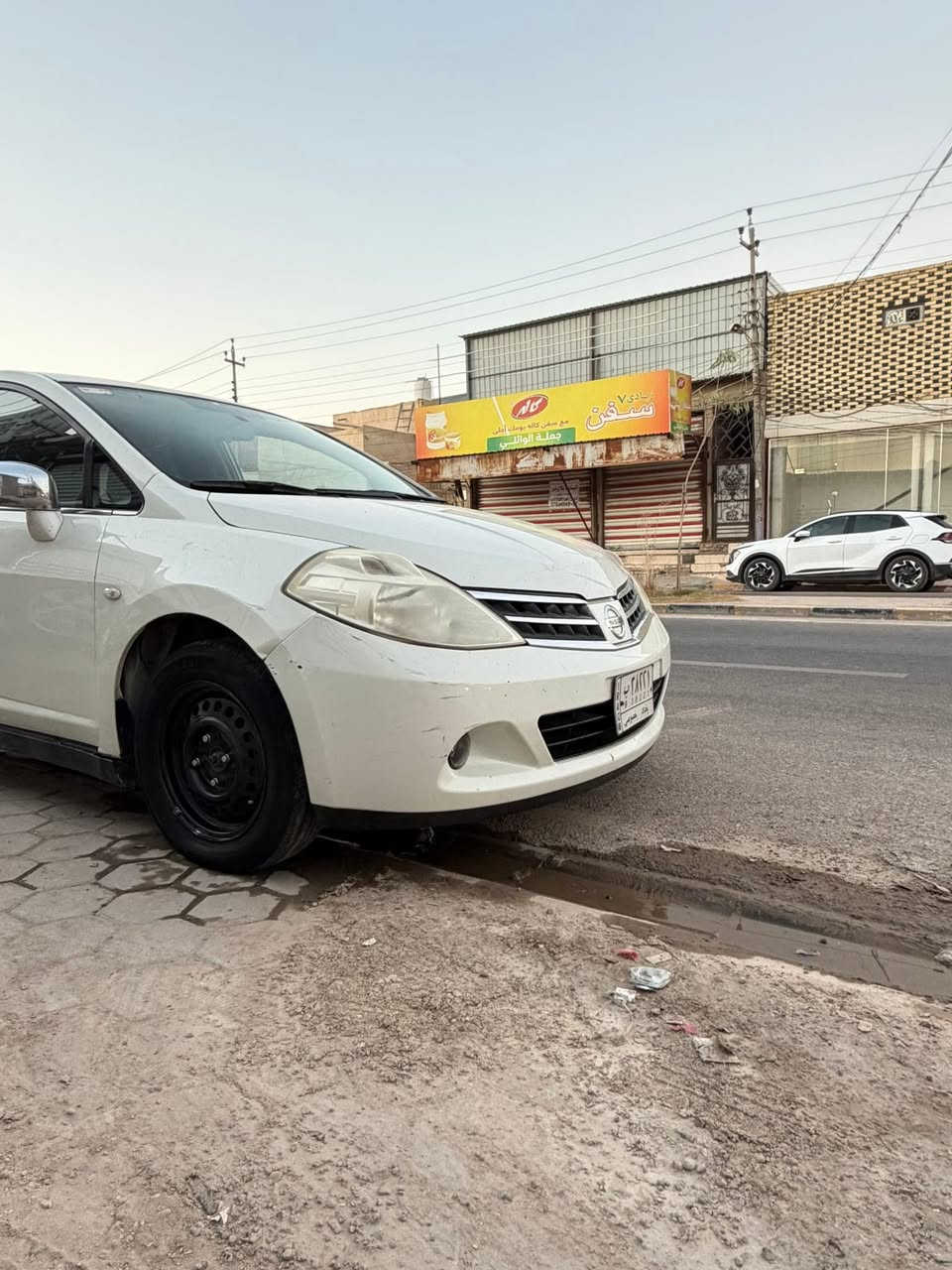 نيسان تيده ٢٠٠٧محدث 9مكينه كير تبزيد كله جديد السياره بيه جاملغين صبغ الخلفيات بيه طخه بل جنطه الباقي شواصي لغود حوض كفاله من الطخه واي شي السعر ٧٠وبيهً مجال مكاني النجف ***********
