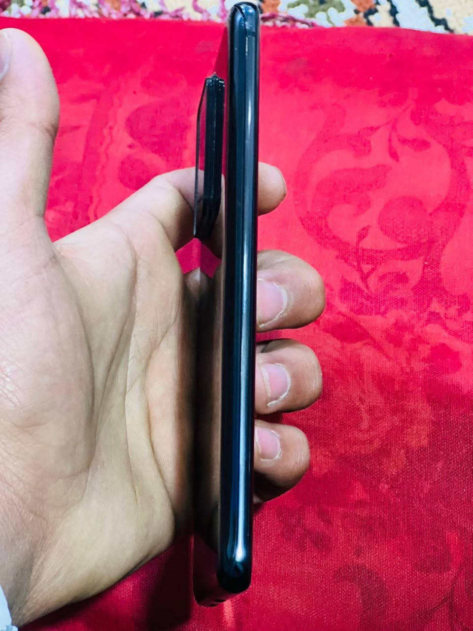 سلام عليكم تليفون التره 20 البيع ذاكره 256 داخليه 12برو ماكس مراوس بايفون 13برو ماكس فقط مكاني ميسان المجر الكبير هذه رقمي ***********
