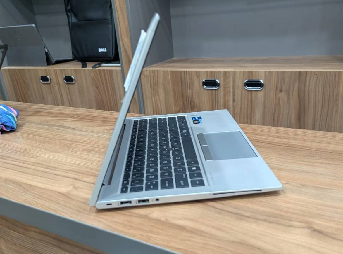 لابتوب جيل ثامن نضافة 90%  هارد256 گيگة رام 8  حجم الشاشة 14 لابتوب سلس جداً 
بلادي كلشي ما مبدل بي  شرط
معة شاحنة // وماوس   كيبورد ضوئي  لمس فلاب 360 درجة بطارية تدوم حتى ثلاث ساعات

الرقم...... ***********
