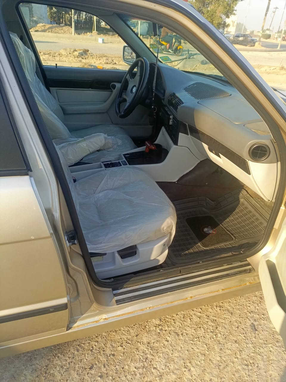 السلام عليكم بي ام 525 موديل 91سياره جديد ومكينه28 فانوس سياره جاهزة رقم سليمانيه بسمي رقم جديد سعر 75 للاستفسار ‏‪***********‬‏
