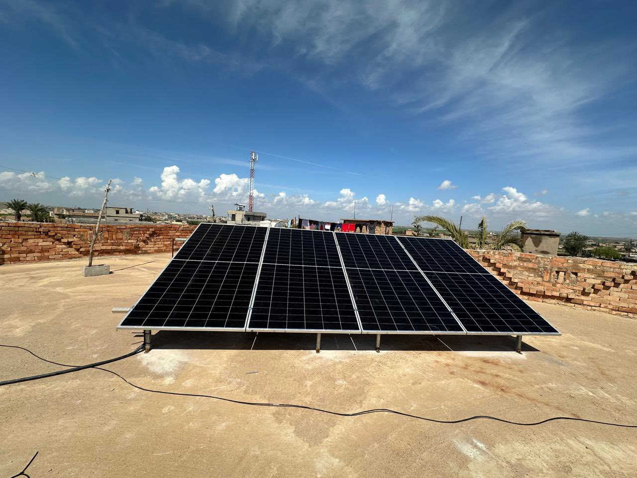 شركة آشور للطاقة الشمسية 🌞
بإدارة: أحمد البوحسيب

🔧 الحمد لله تم التنصيب الآن
لـ خالد جمعة في الحكنة، ضمن مشاريعنا المستمرة في جميع المناطق.

⚙️ مكونات المنظومة المنصبة:
✅ 4 ألواح سولا هيستا
✅ بطارية فلستي – 7.5 كيلوواط
✅ انفرتر فلستي – 4 كيلوواط (مع خاصية الواي فاي والبلوتوث للتحكم الذكي)

💡 خدماتنا:
💰 نقداً أو بالتقسيط المريح
🔨 التنصيب في جميع المحافظات

📞 للتواصل:
***********

⚡ آشور … الطاقة الذكية بثقة ⚡
