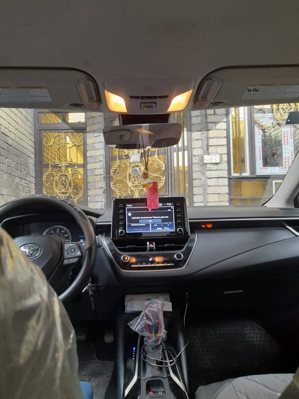 كورلا موديل 2021 معوقين بسمنه بعد سنتين وتصير حره موصفات LE  ماشيه خمسينات بيهه حالوب ناعم  سياره حادثه جاملغ خلفي جهه سايق وضربته شطح بل بنيد راديتر ع بلاد بدون ايرباك السياره سبير منازل داخل كفاله كله  مكانه بغداد مدينه الصدر ***********
