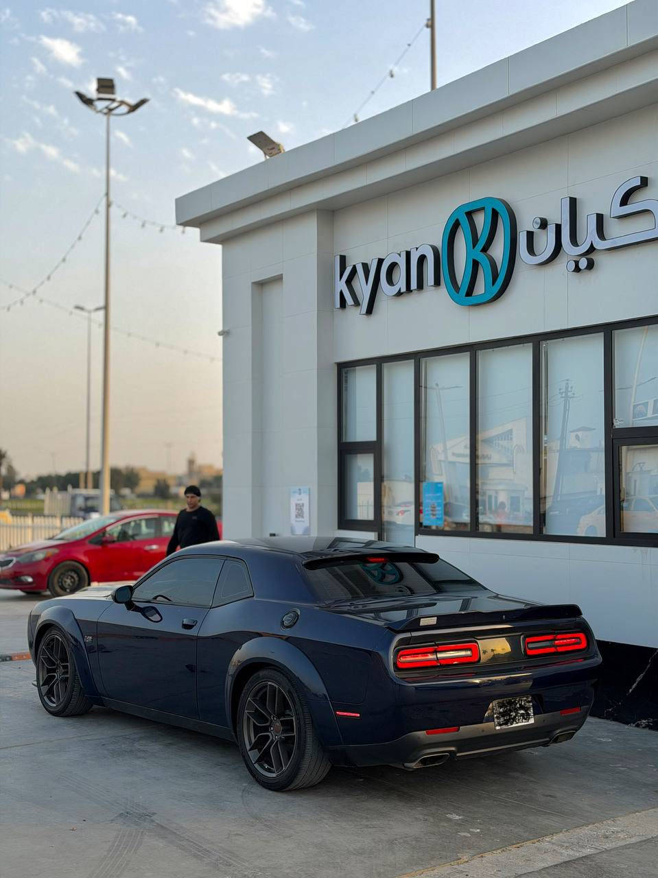 #للبيع #دودج - جالنجر موديل 2017
حجم المحرك: 5700
ناقل الحركة: اوتوماتيك
نوع اللوحة : اربيل جديد
نوع الوقود: بنزين
مواصفات : R/T سوبر تراك
USAهدرزsrtدباتsrtاكسلafe الإضافات: شوته
مراوح وراديتر srt ثلاجه srt وبرمجة ايكل على سياره
نواقص : بدون نقص
ماركه: امريكي

2C3CDZBT6HH554937 -:حادثة
قطع ٢صبغ جوملغ امامي وبنيدمبدلRadd_Ay
بدون لغد ولاشاصي
رقم الهاتف: ***********
السعر : 180 بيها مجال 
العداد : Km 50.000
العنوان بغداد الشعب
