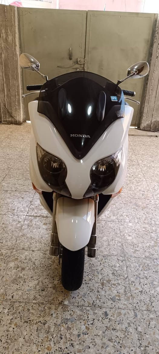 فورزه صفر 10 جديده لوك مال رمبه عميه بلاد لون ابيض ثلجي فول جي بي اس مرايات نيكل دبلات نيكل دراجه زيرو ماشيه 29 الف حقيقي الشراي يتصل واني خادم السعر 17 ونص مكان بغداد  وات ساب موجود رقم ***********
