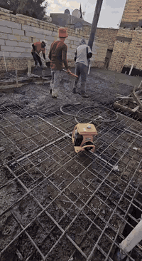 السلام عليكم*********** عملنا مستمر اي شخص محتاج صب رباط أو صب البيت من الداخل أو
تسليطه سطح يرسلني كادر كامل من خباطه وعمال شغل نظيف ومرتب وتساب موجود ***********
