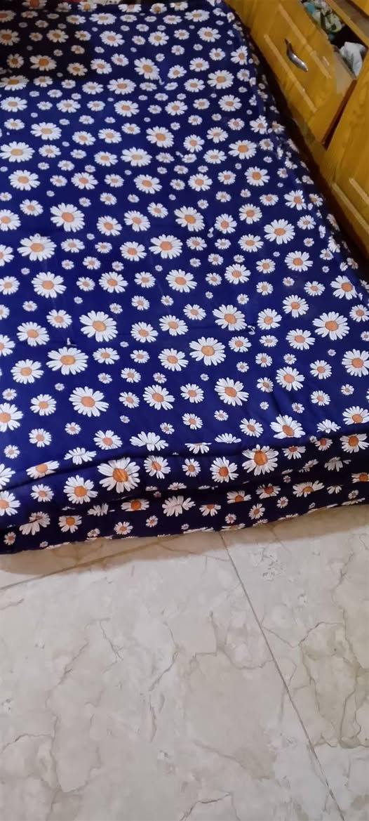 السلام عليكم غراض للبيع 
جربايه نفرين خشب فقط الجربايه مع دوشك ب50
ميزطعام ملكي مع ست كراسي ب200
عربانه اطفال 2 ب50
مكنسه كهربائيه ب50
الاسعار بيهم مجال


**إذا كنت صاحب هذا الإعلان وتريد حذفه لأي سبب، رجاءا أرسل رسالة إلى الدعم الفني**