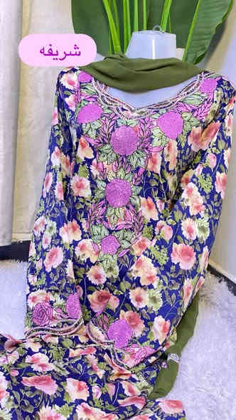 مرحبا عندي مجموعه مليكانات أطفال و نسائي نص اريد ابيعها مابيها اي ضرر و لا كسر مثل ما موضح بالصوره 
الي يريدها يدخلي خاص قياس الصغيره ٦٠ سم 
قياس الكبار ٨٠ و ٩٠ سم 
اتصال واتساب ***********
