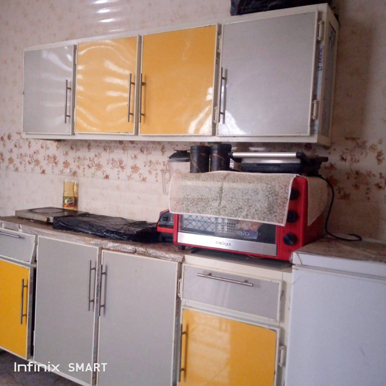 السلام عليكم
كاونتر ٤ متر تقريبآ نظيف ب٢٥٠
ديوان ١٢قطعة بلايود موا اسيورة ب٧٥٠
اثنينهن بمليون وبيهن مجال للشراي


**إذا كنت صاحب هذا الإعلان وتريد حذفه لأي سبب، رجاءا أرسل رسالة إلى الدعم الفني**