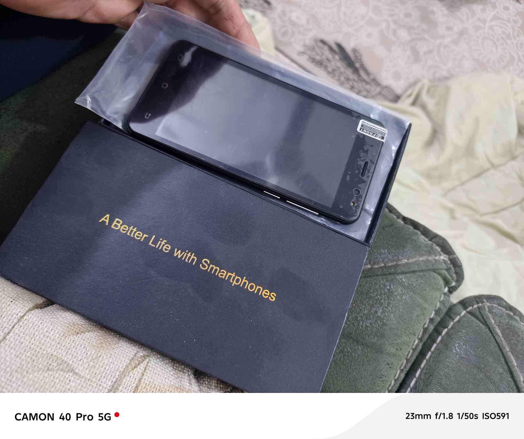 مبايلات ٣ واحد تاب 
و٢ صيني 
لتاب ب٦٥ 
والصيني ع ٢٥ لواحد 
***********
