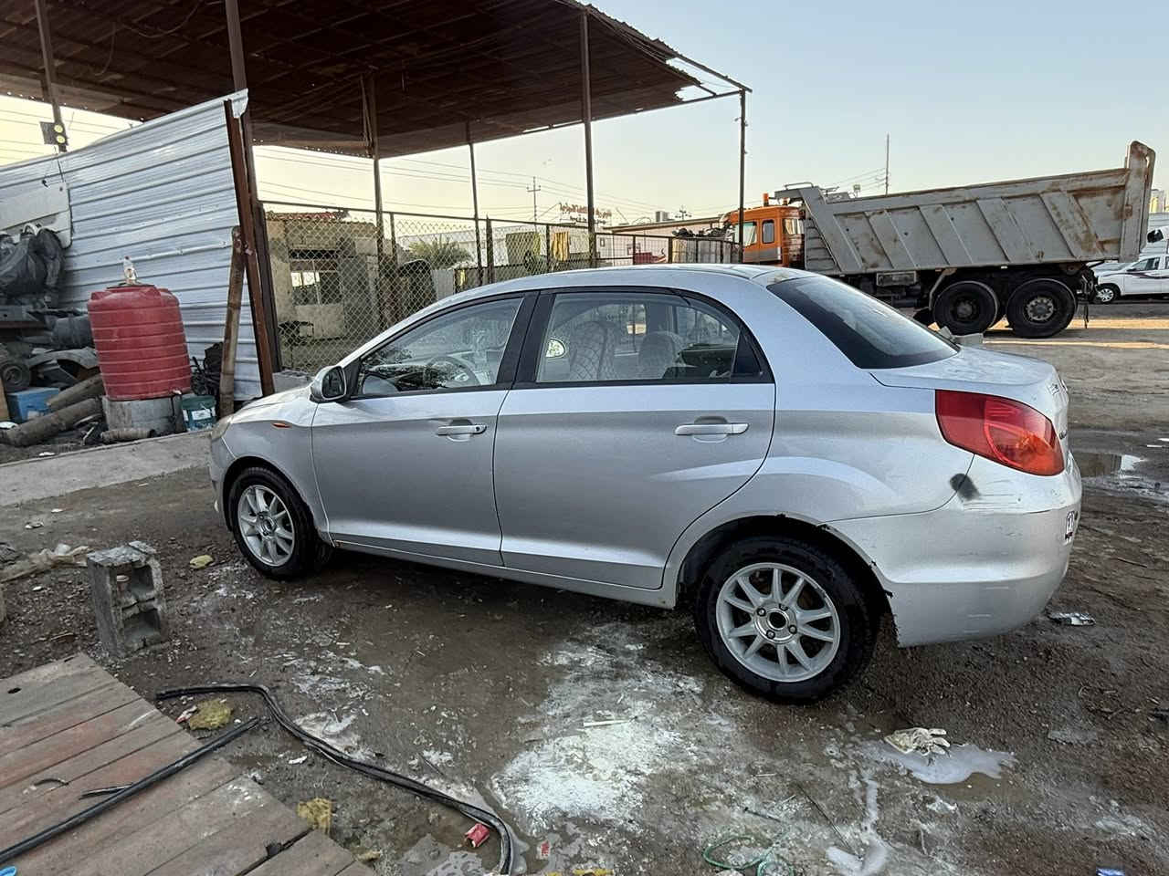 اللبيع شيري مديل ٢٠١١ مكينه وكير جدد تخم تاير كهربائيات شغاله تبريد جاهزه رقم بغداد سعر ٣٠ وبيها مجال اي ستفسار نتصال عل رقم ***********
