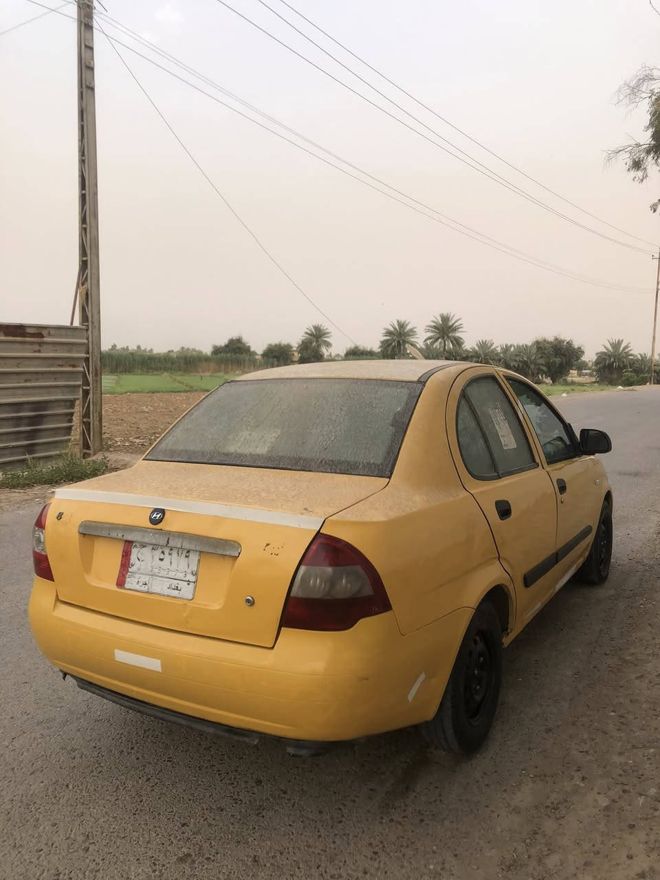 للبيع موديل 15 رقم بغداد 
سنويه 27 بعده راعيه ما اندله 
ابيع كوم حديد سعره ١٥ وبيه مجال 
العنوان بغداد )***********)
