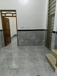 دار للبيع حي الغدير  قرب الفلكه مال قاضي  المساحة 100متر الإستفسار 077...