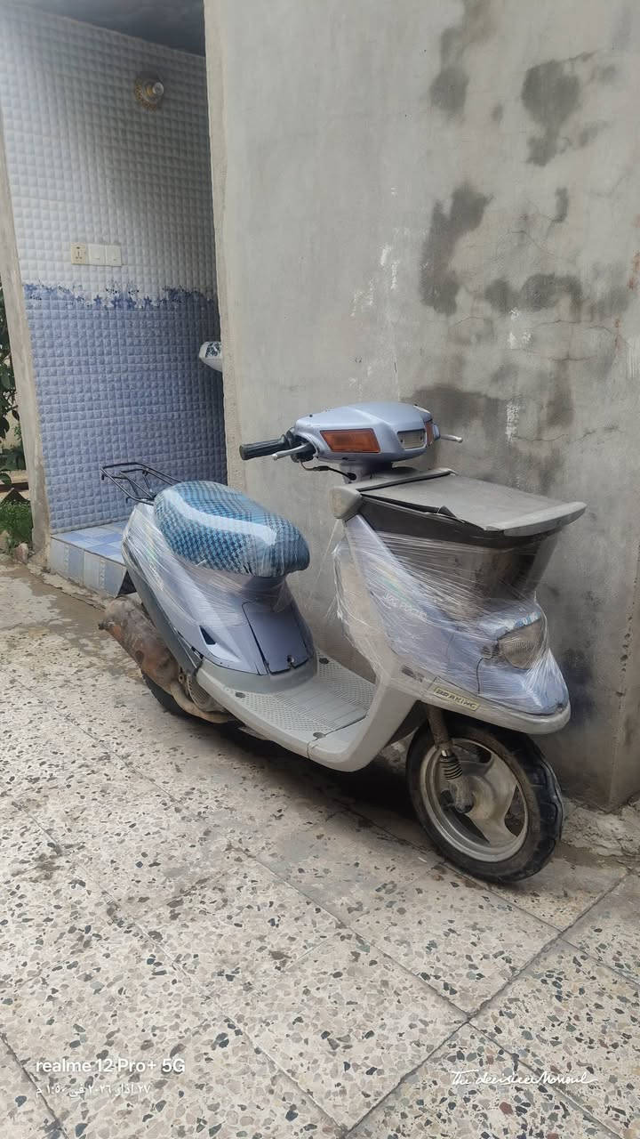 السلام عليكم
للبيع ماطور بزون ✈️ معدل تحريكه ضو امامي شغال ضو خلفي شغال اشاير شغالين هورن شغال فقط يعوزه باتري🚫 شاصي شرط قطره لحيم مابي السعر 160وبي مجال مكاني موصل الايمن رقم الموبايل👈 ‏‪0776 089 3545‬‏
