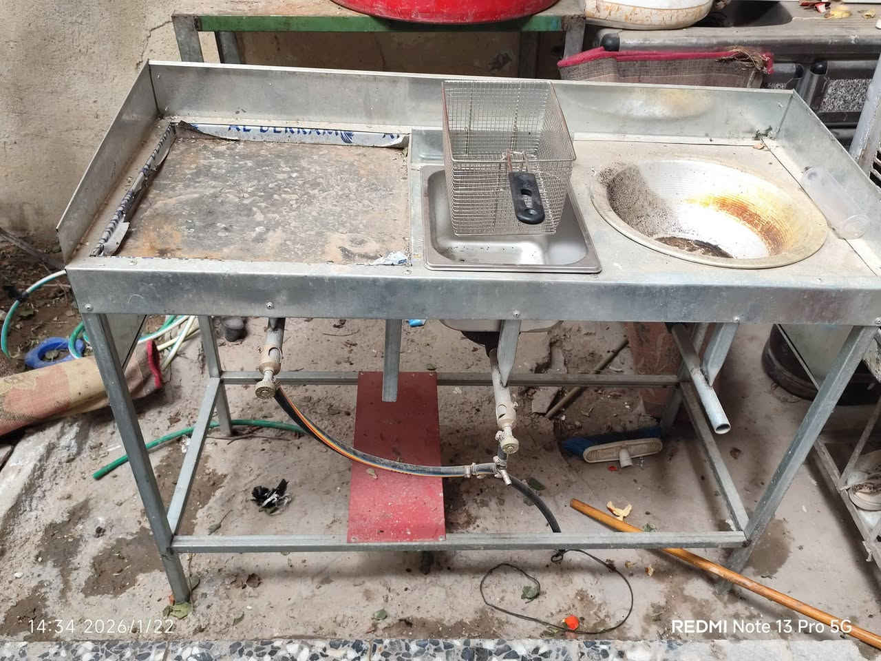 غراض مطعم للبيع
***********
واتساب
