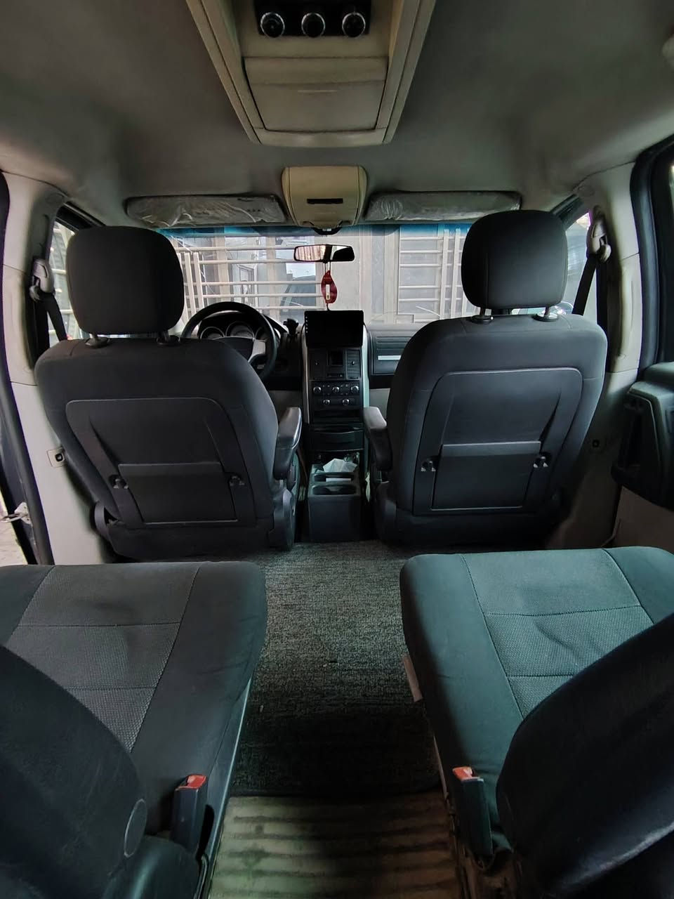 السلام عليكم دوج كرفان 2008 رقم بغداد فول مواصفات كفاله عامه من كلشي بدون لا صبغ ولا تبديل ولا ضربه مكينه كير خير من الله تبريد شغال ثلاث قطع السعر 108 
للتواصل ***********
