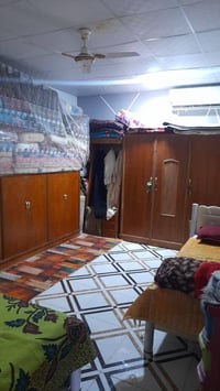 الحيدريه قرب الملعب • ٢٢٠م • غرفتين