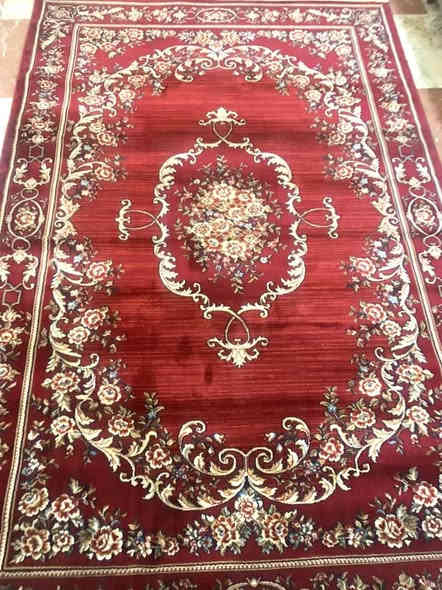 زوالي إيراني تركي كاشان  قياس ٣/٢ القطعه ٦٠ الف الحجز واتساب ***********
