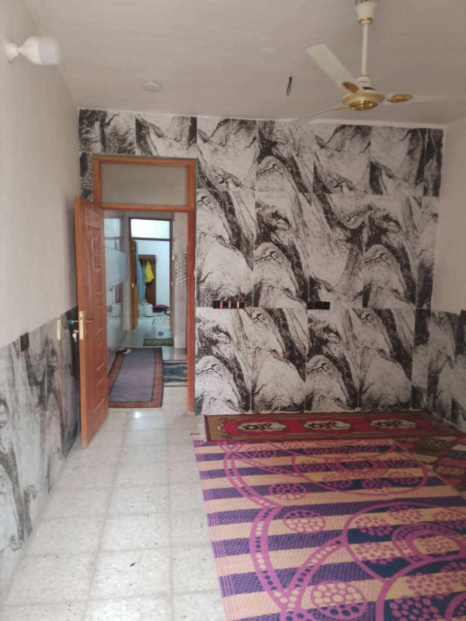 سلام عليكم البيت البيع مساحه 85متر ***********
