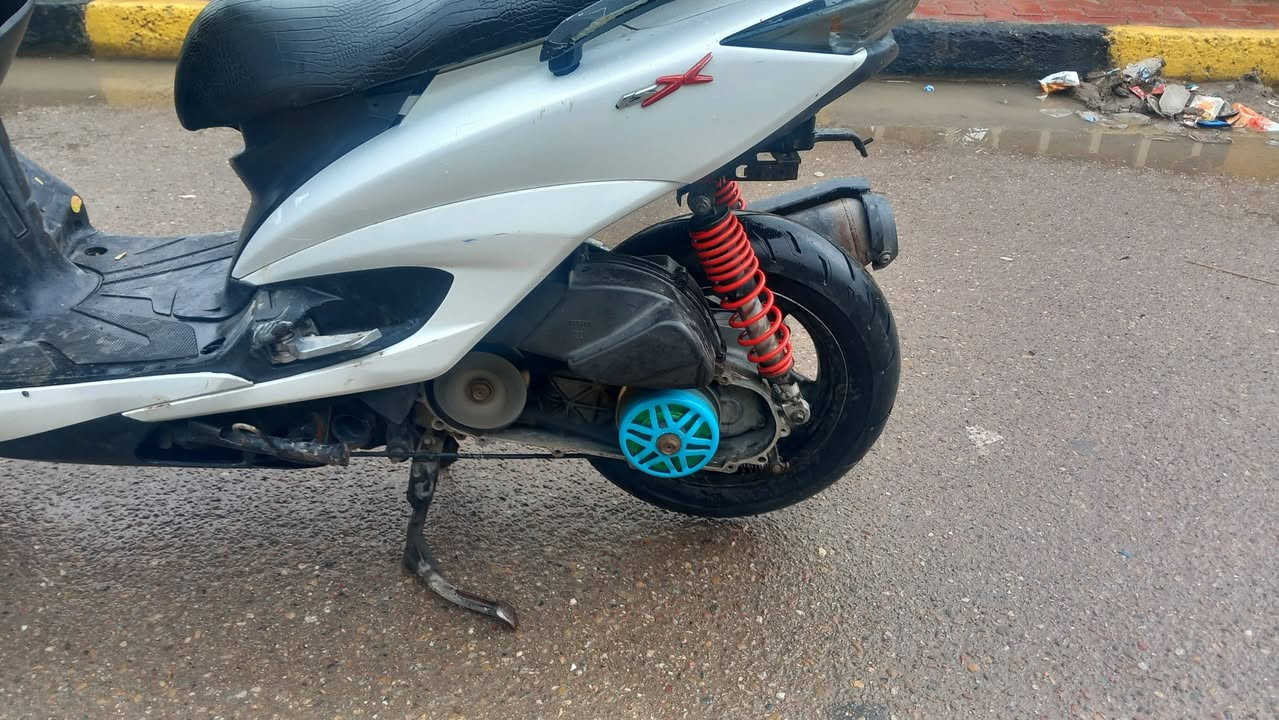 دراجه خير من الله شلعته
بوشه 58 
كلاجات رياضيه  / خلافي دوش / امامي MF نقصه بس مروحه 
 صدر ياضي

كهربائيات كله شغاله 
 كفره كامل نضيف  شوفت عينك
 نقوصات دراجه 1 طلاعه وحده 2 جاملغ داخلي وخارجي فقط 3  امامي موجود  (سعر دراجه  850 بيه مجال قليل ) مكاني الشعب


**إذا كنت صاحب هذا الإعلان وتريد حذفه لأي سبب، رجاءا أرسل رسالة إلى الدعم الفني**