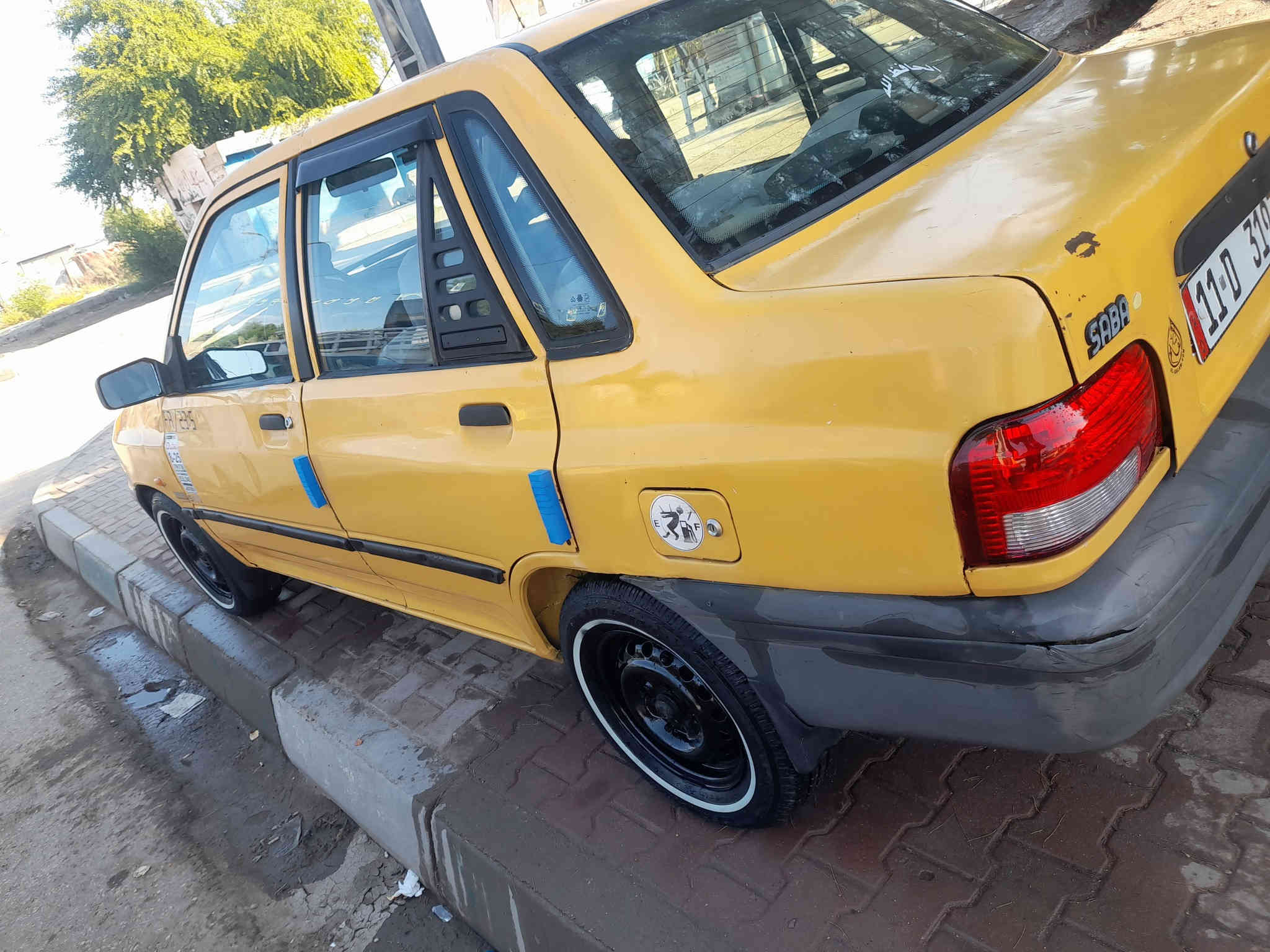 سايبا ١١ سياره مكينه كير كفاله تخم تاير خط ابيض جديد شاده البارحه خياس مابيها رقم الجديد مصفره من كلشي غرفه مدوشمه كهربائيات كلها شغاله صدر امامي خلفي شاده جديد شواصي جدد سعر ٢٥ وبيها مجال كلش كلش بسيط هاتف ***********
