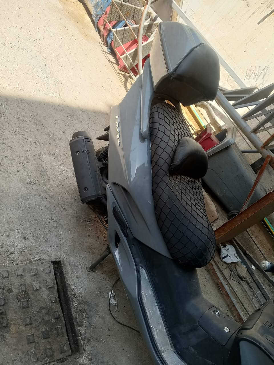 فورزه 06 ياباني دراجه مكفوله من العطلات بغداد منصور تقاطع الرواد ***********
