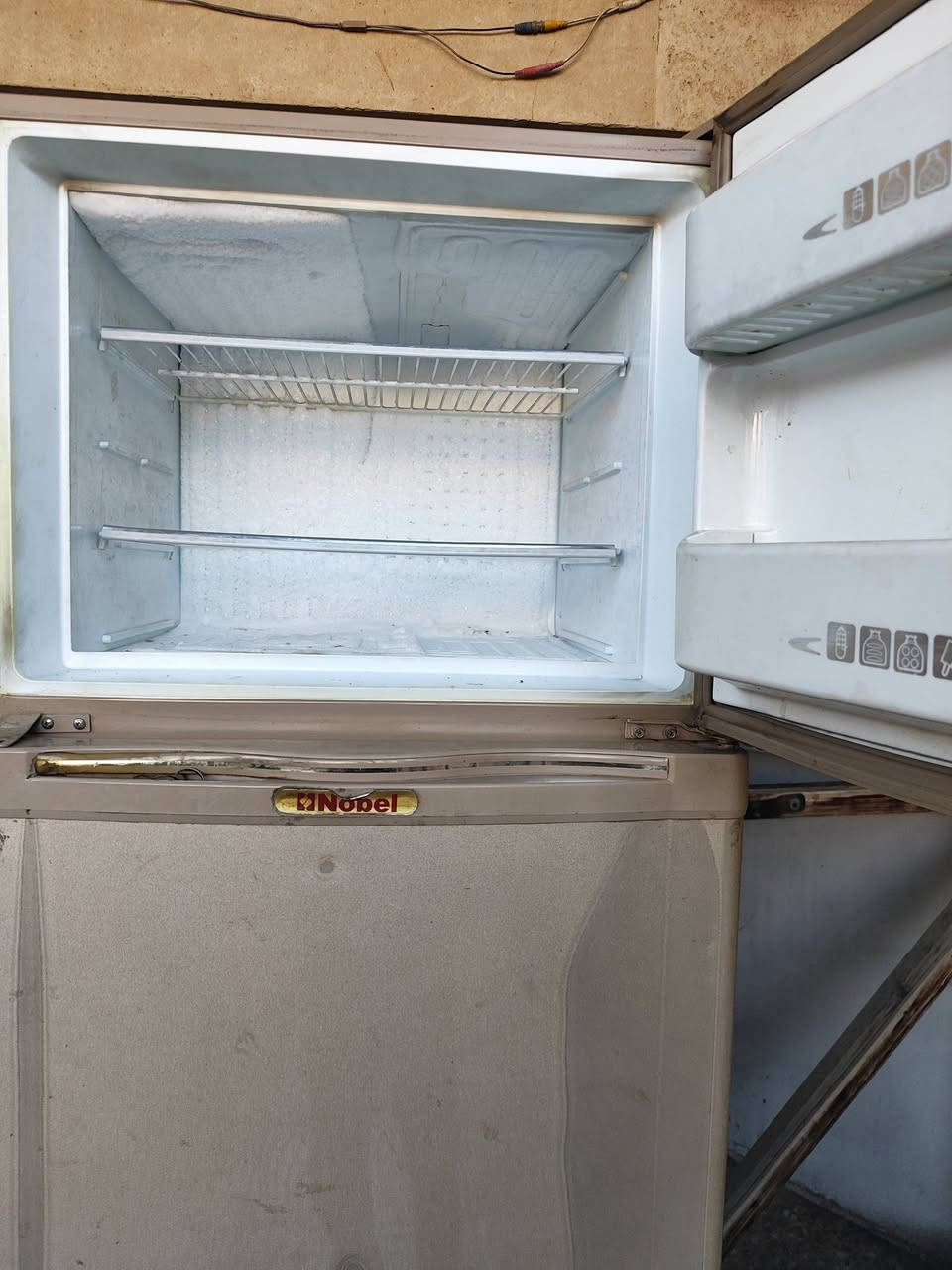 السلام عليكم 🌼
ثلاجة Nopel التايلندية 

مواصفات:-
1...حجم 15 قدم
2 ... نظيفه 
3 ... ماطور بلادي 
للتواصل الاتصال بنا على الرقم التالي عبر واتساب 
***********
