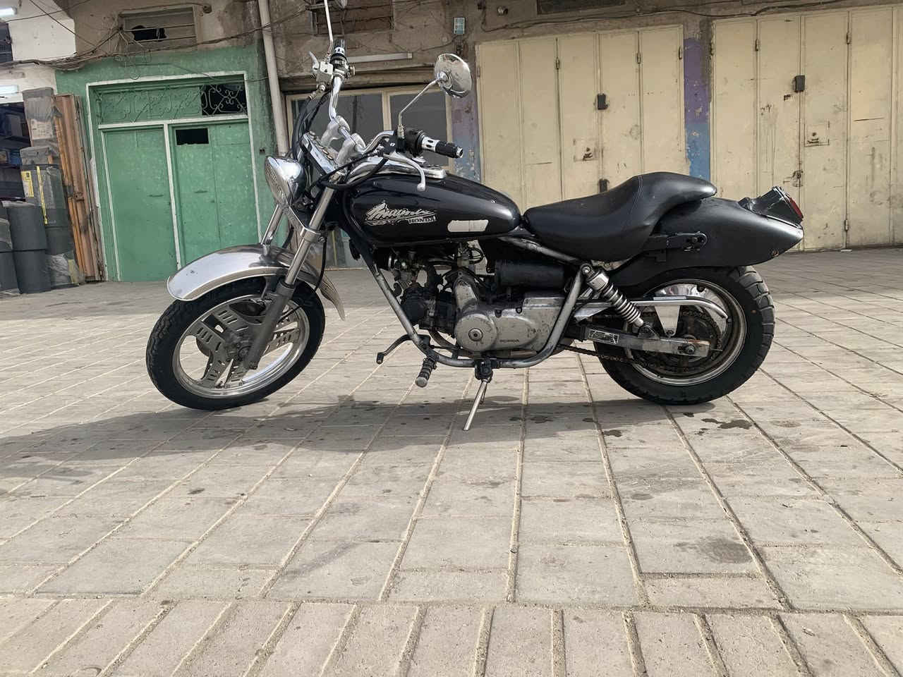 دراجه هارلي حجم المكيني صغير دراجه حلوه وناعمه تخبل للبيع مابيه شي مايشتغل ترتبه البكان بغداد مدينت الصدر دراجه كيوت حلوه السعر خاص بس شراي ياريت بدون جذب بس شراي وتجي عله الخاص بيش هاذ رقمي ***********
