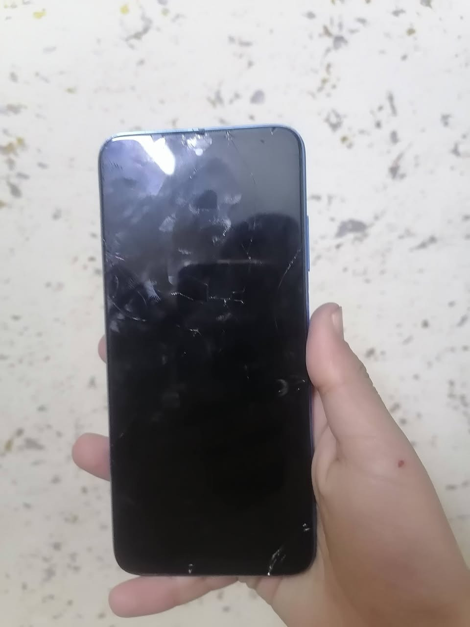 السلام عليكم ريدمي ريدمي 11 برو ذاكره 128 والرام 6 تعال خاص عنوان موصل حي القاهره سعر 25بي مجال ***********
