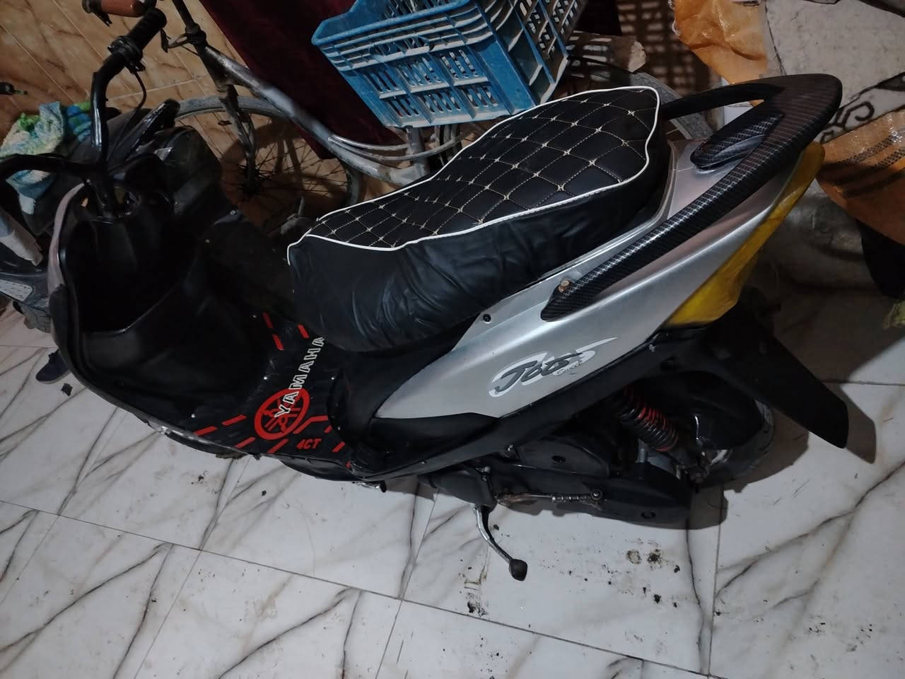 *********** للبيع دراجه ما مفتوحه فقط صوت زنجيل بيها بوشه 55 بلاديه 500
